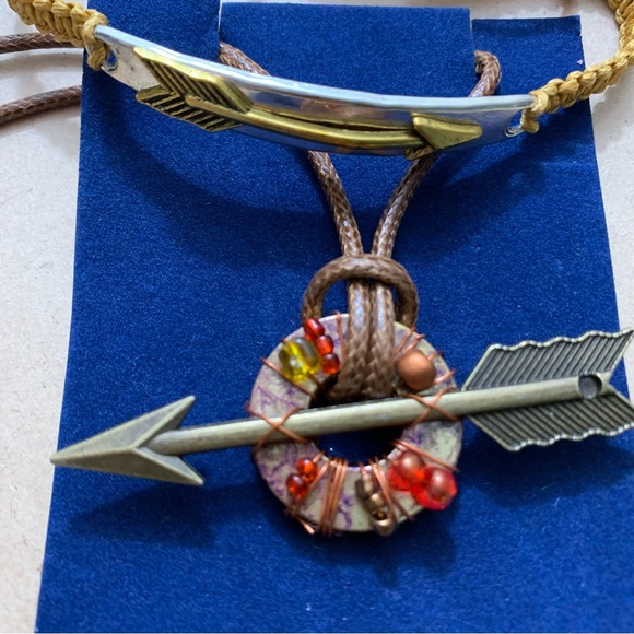 🔥5/$20🔥 Arrow Necklace and Macrame Bracelet New and Handmade - Picture 2 of 4